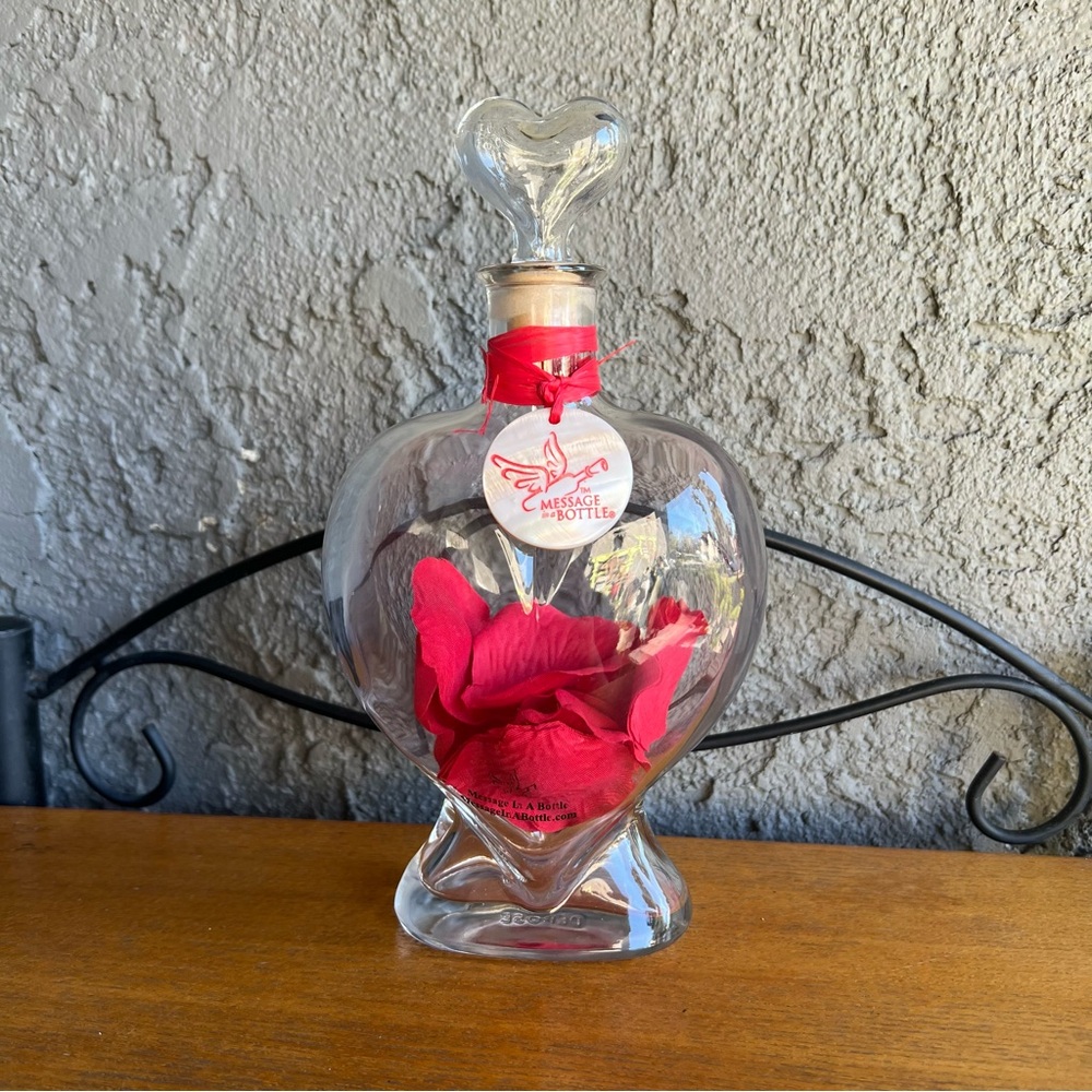 Heart-Shaped Glass Message in a Bottle Heart Of Hearts